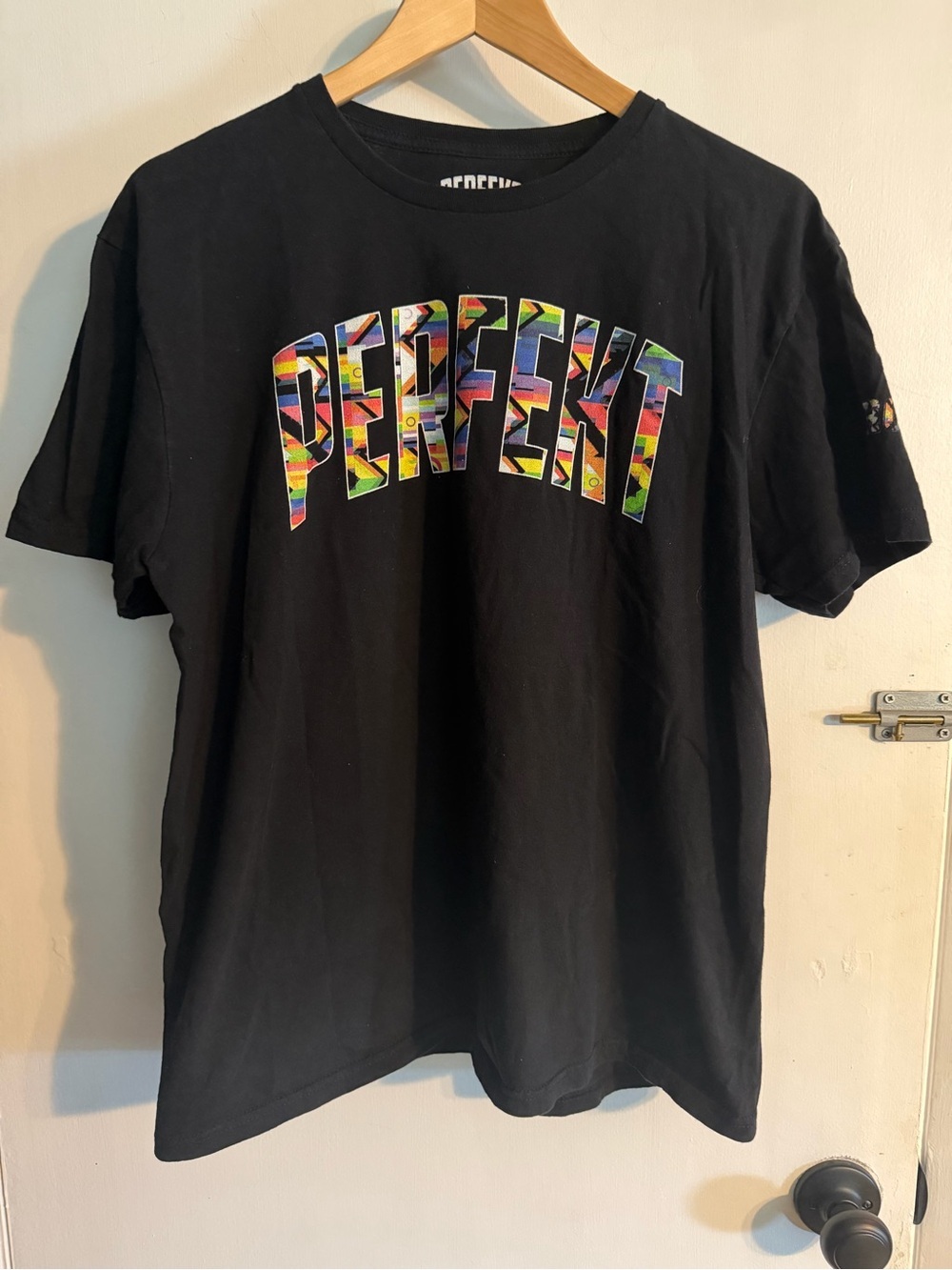 PERFEKT Men’s Black T-Shirt, Size Large, Streetwear